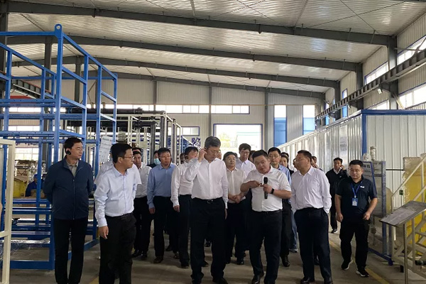 內(nèi)蒙古自治區(qū)黨委常委、通遼市委書(shū)記孟憲東攜考察團(tuán)到一諾環(huán)境考察指導(dǎo)